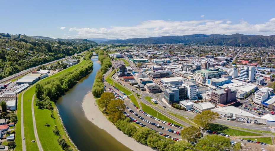 HuttCityCouncil River