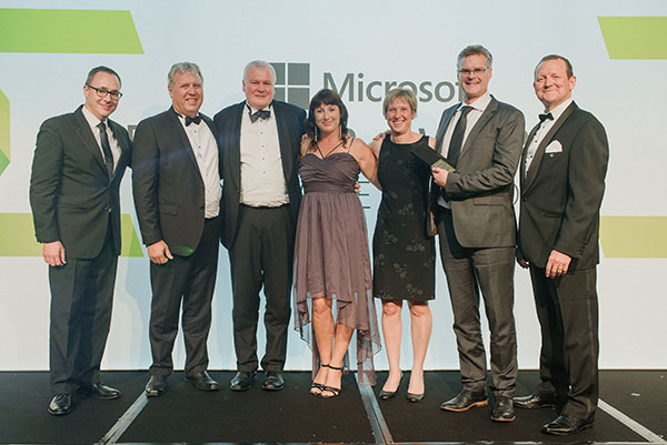 news - New Zealand Information Leadership representatives at a Microsoft awards ceremony